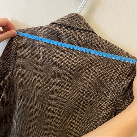 Blazer - Picture 5 of 9